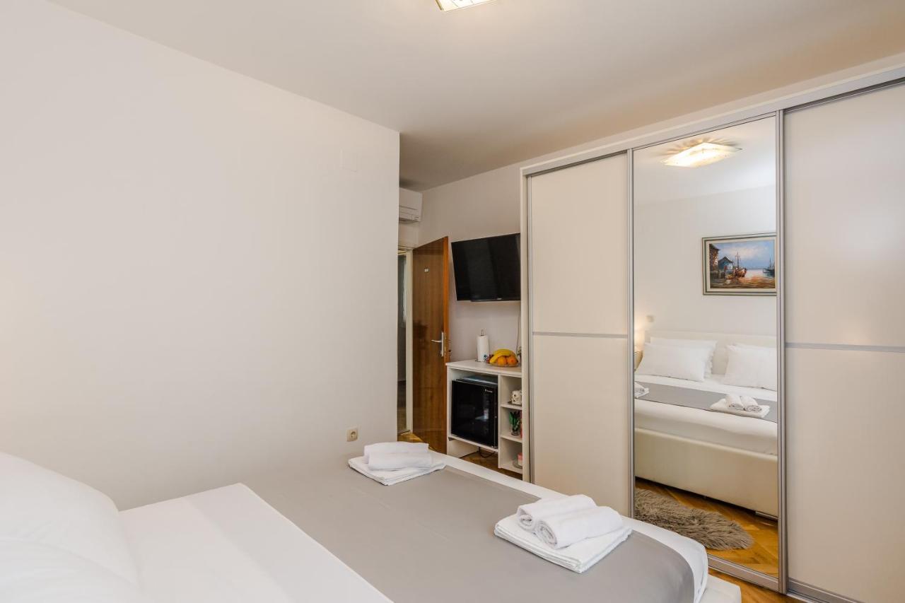 Neva Room With Private Bathroom Zadar Exteriér fotografie